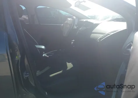 2017 Ford Focus Se z USA, uszkodzony, nr VIN 1FADP3F2XHL277178